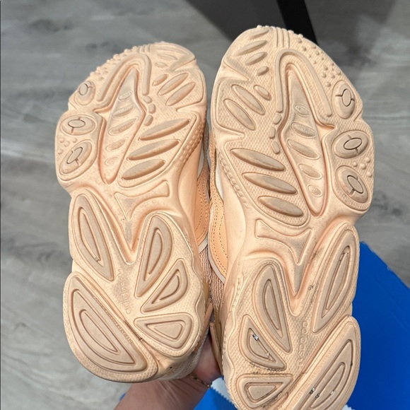 Adidas Ozweego Lace Up Women snakers - Picture 8 of 10